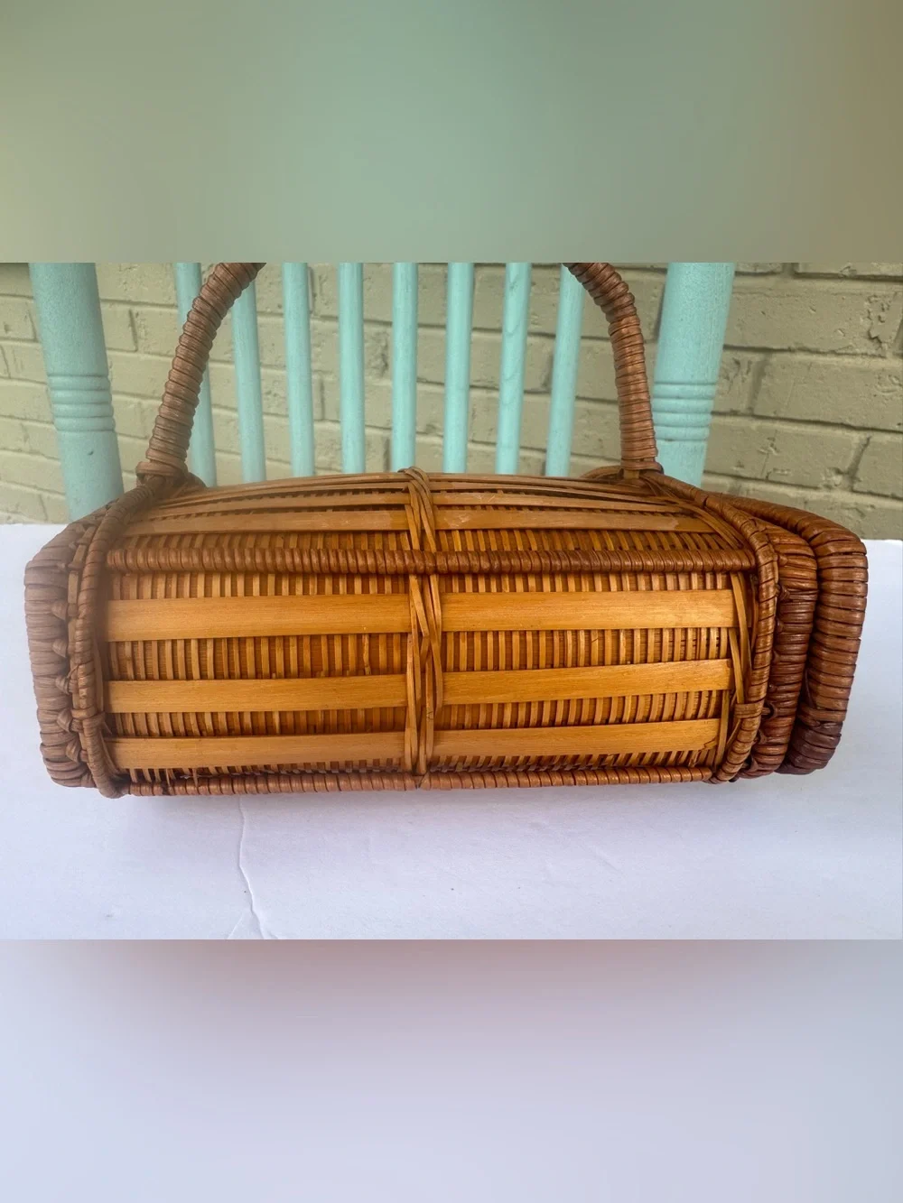 Vintage Handwoven Wicker Gathering Basket with Handle & Lid – Small Rustic Cotta